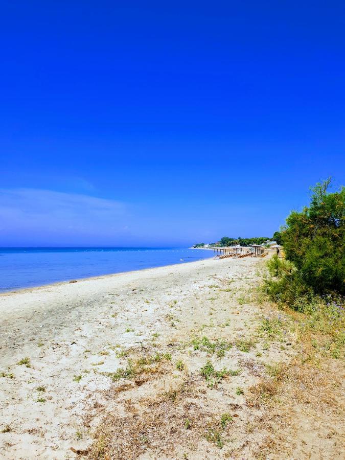 Emi'S Beach Apartment Nea Kallikrateia Luaran gambar